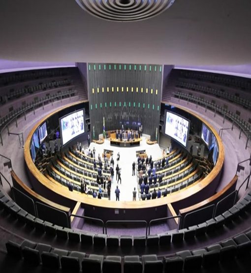 Câmara declara perda do mandato de sete deputados federais

