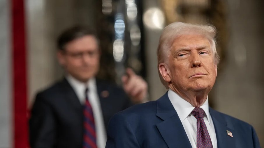 Presidente americano, Donald Trump recua novamente e adia início de tarifaço no Brasil
