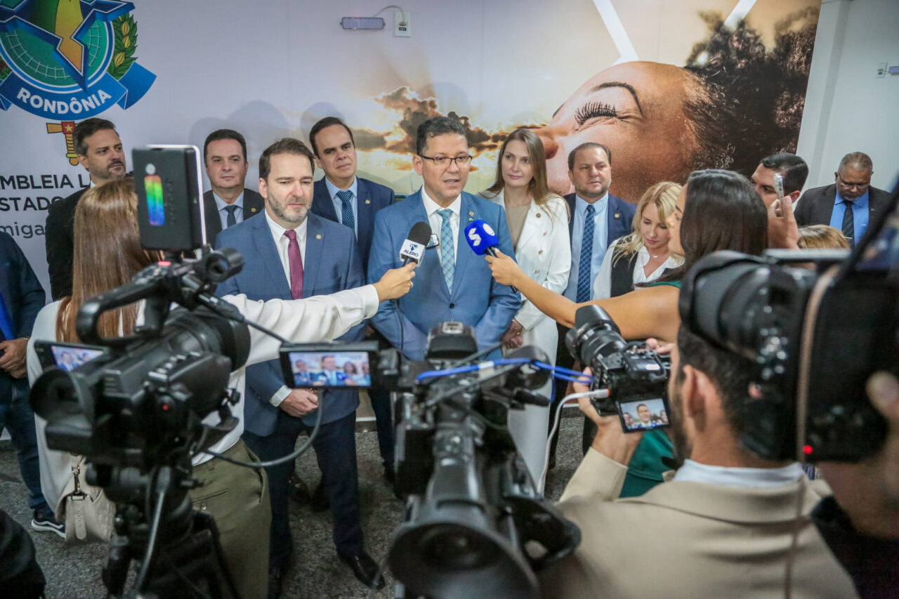  Marcos Rocha marca presença na reabertura da ALE e projeta novo ciclo de avanços para Rondônia

