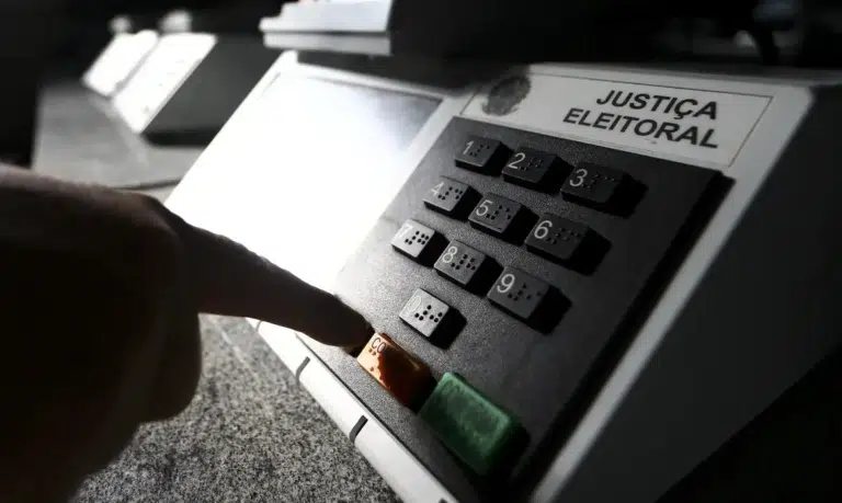 Prazo de registro das federações partidárias é o mesmo dos partidos

