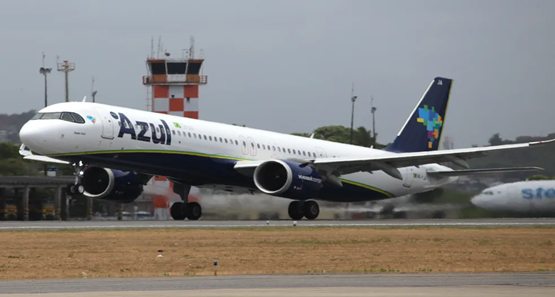 Azul volta a penalizar RO com suspensão de voos e aumento no preço das passagens