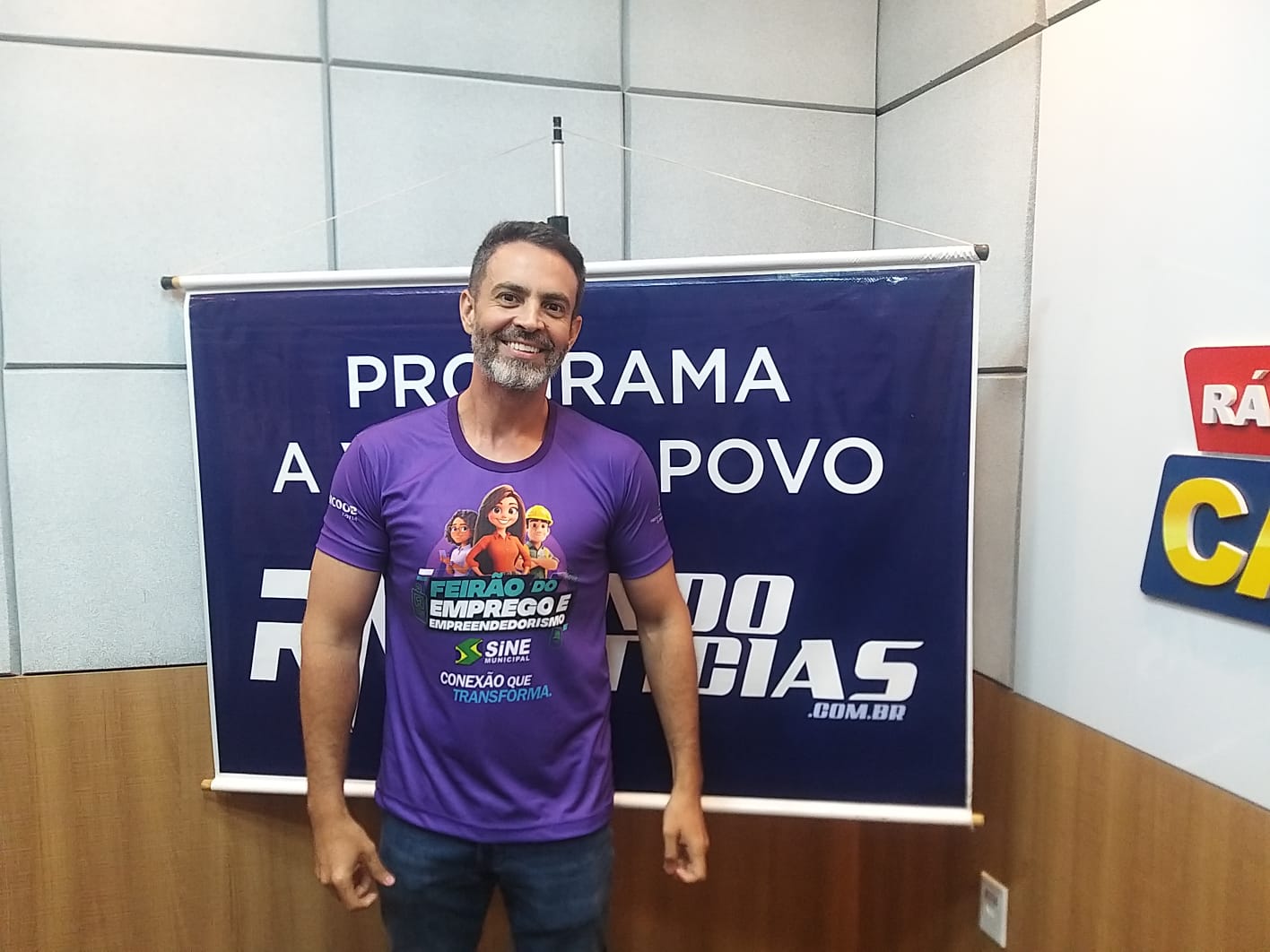 “Não ia gostar se fosse chamado de prefeito preguiçoso”, diz Léo Moraes