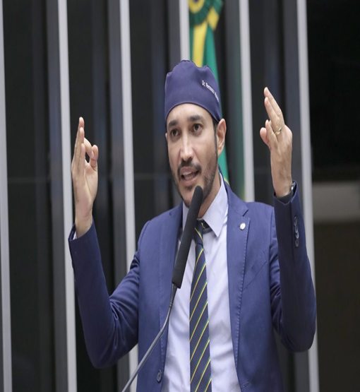 Deputado Fernando Máximo se une a Maria do Rosário em PEC na Câmara Federal