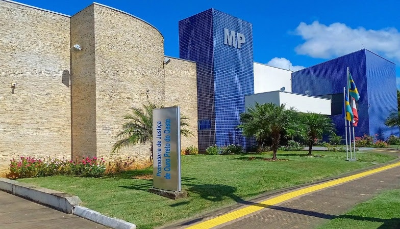 A pedido do MP, Justiça determina internação de adolescentes recrutados por criminosos
