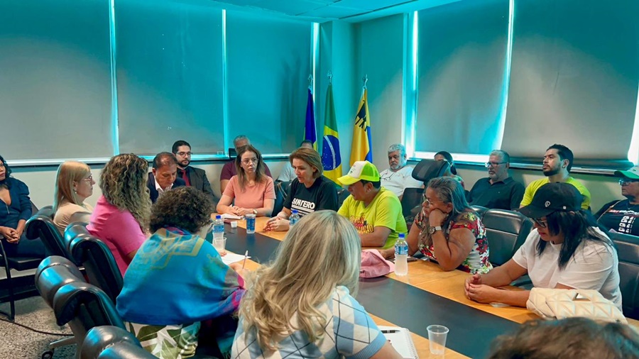 Após tumulto, Seduc reforça diálogo com categoria durante greve na educação