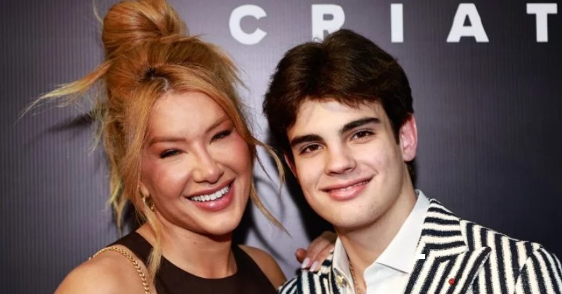 Ex-bailarina do Faustão abre o jogo sobre affair com filho do apresentador de apenas 17 anos
