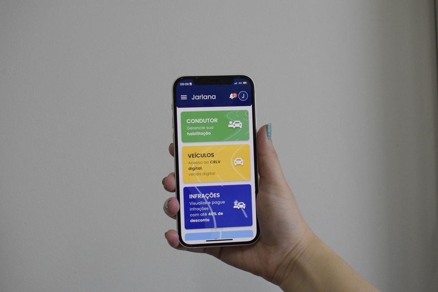 Transação comercial de veículos pode ser feita digitalmente, sem a necessidade de cartório