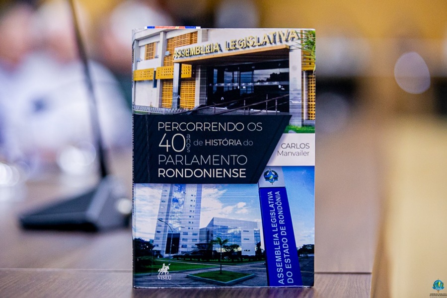 Secretário legislativo da Assembleia lança o livro "Percorrendo 40 anos de história do parlamento rondoniense"