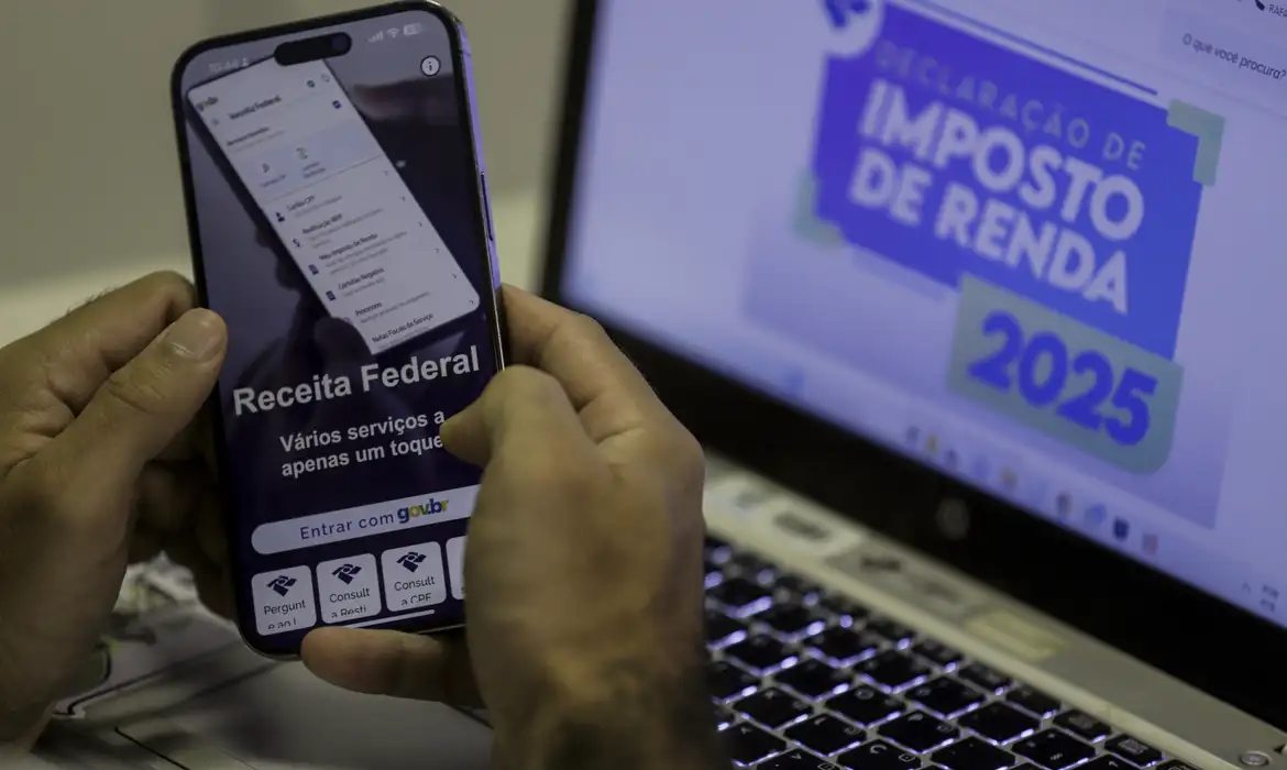 Receita paga nesta sexta-feira quarto lote de restituição do Imposto de Renda
