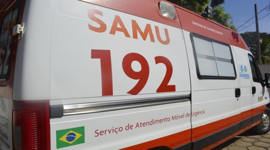Motociclista fica ferida após colisão no centro; motorista de carro havia ingerido álcool

