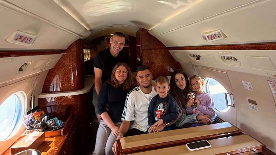 Andreas Pereira viaja ao Brasil para ser apresentado no Palmeiras
