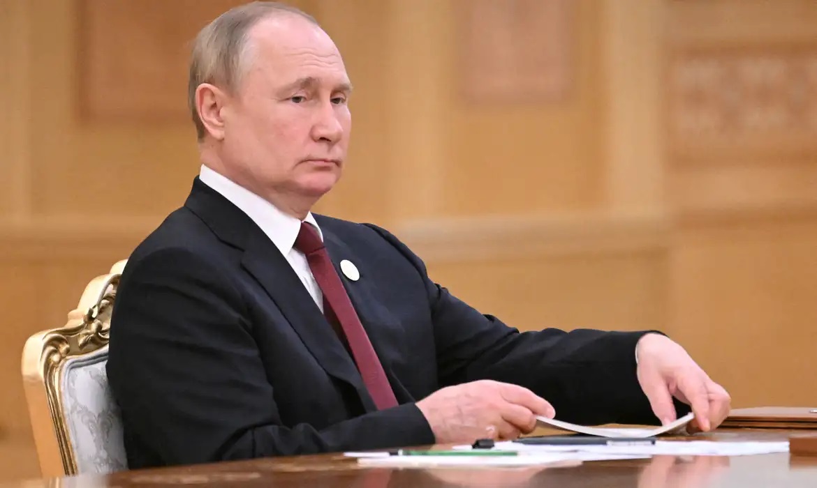 Presidente Putin diz que Rússia nunca se opôs à adesão da Ucrânia à União Europeia
