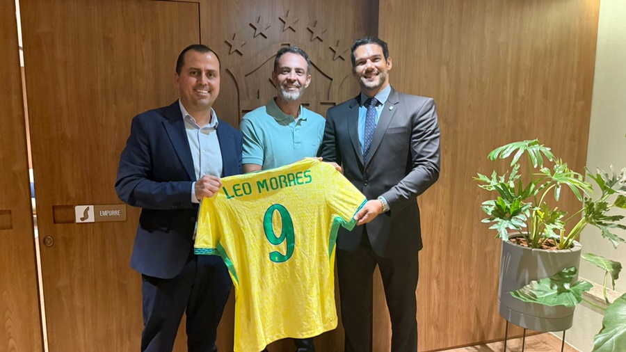 Prefeitura e CBF firmam parceria para fortalecer o futebol em Porto Velho