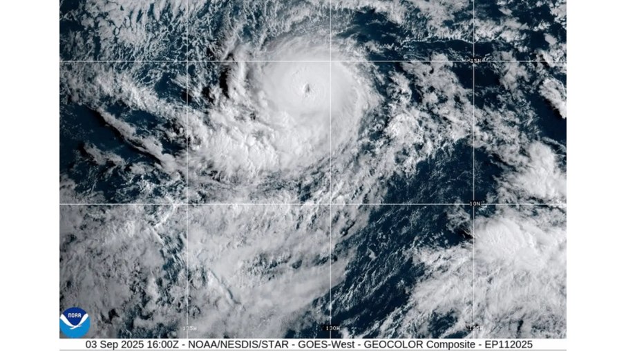 Novo grande furacão Kiko sobe para categoria 4 no Atlântico, dizem meteorologistas dos EUA
