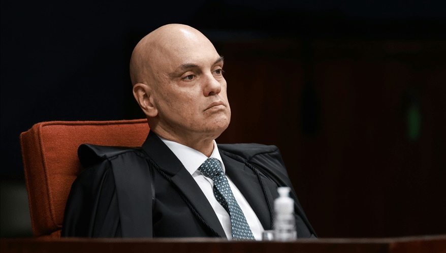 A pedido de Moraes, Zanin agenda mais duas sessões para julgar Bolsonaro