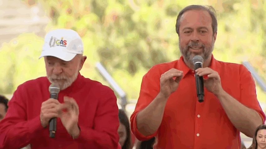 Ministro de Lula diz que Brasil precisa desenvolver armamento nuclear e critica Trump 
