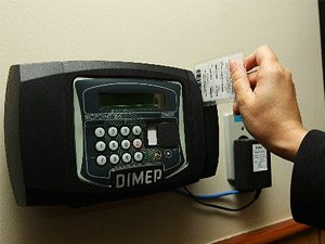 Advogado público não pode ter remuneração vinculada a ponto eletrônico
