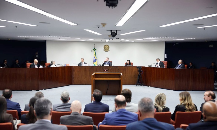 Supremo Tribunal Federal começa a definir penas de Bolsonaro e aliados
