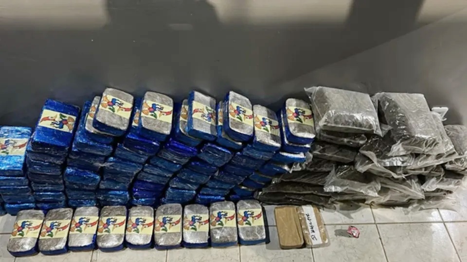 Denúncia anônima faz PM apreender 120kg de maconha e 2 kg de crack em Seringueiras