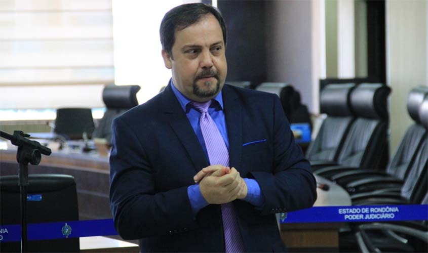 Jhoni Gustavo Clemes - Juiz de Direito é o convidado do Programa A VOZ DO POVO
