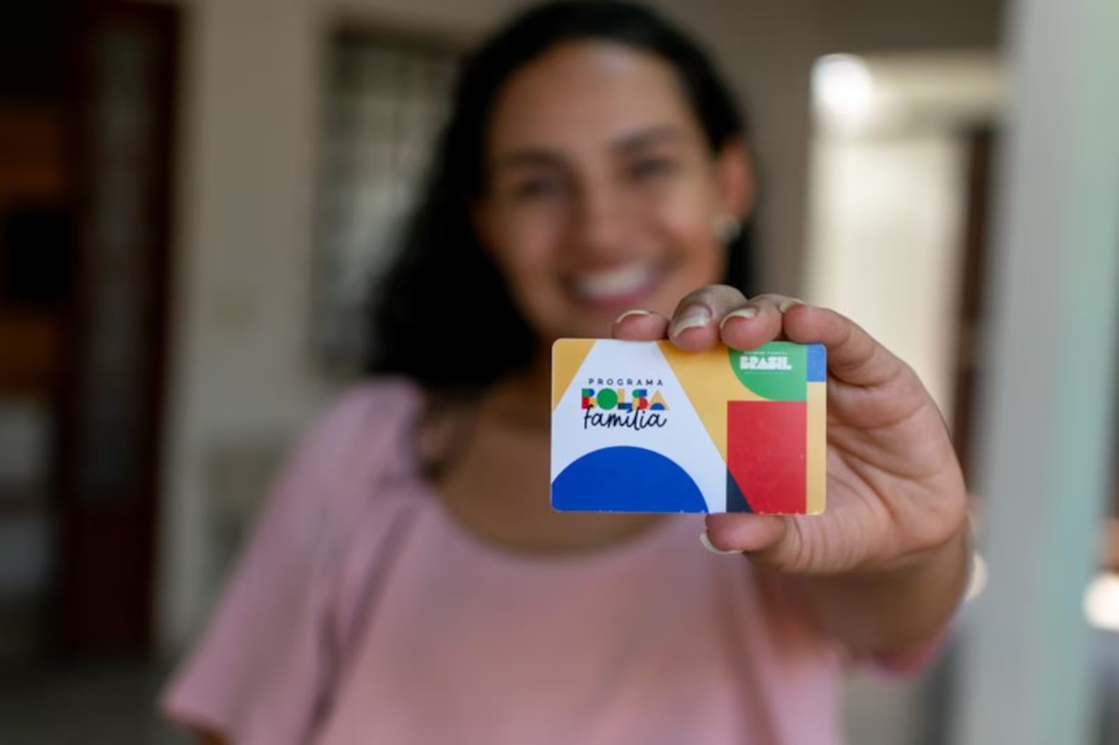 Bolsa Família de setembro começa a ser pago a 19,2 milhões nesta quarta
