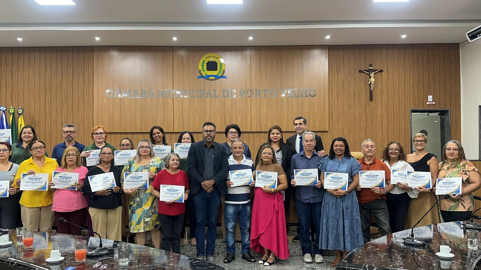 Vereador Dr. Santana homenageia Escola Santa Marcelina com Moção de Aplausos na Câmara Municipal

