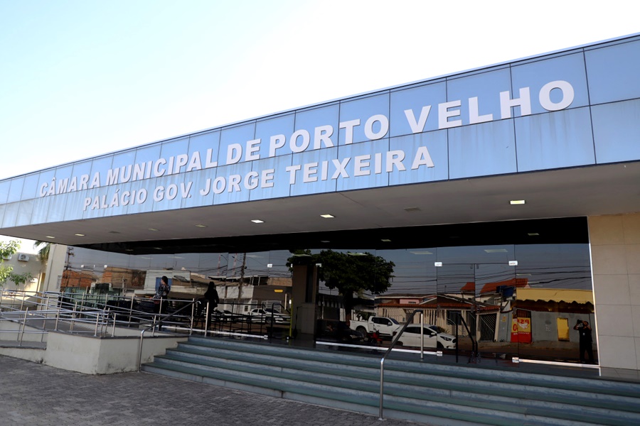 Câmara de Porto Velho divulga edital de concurso público com provas para 2026