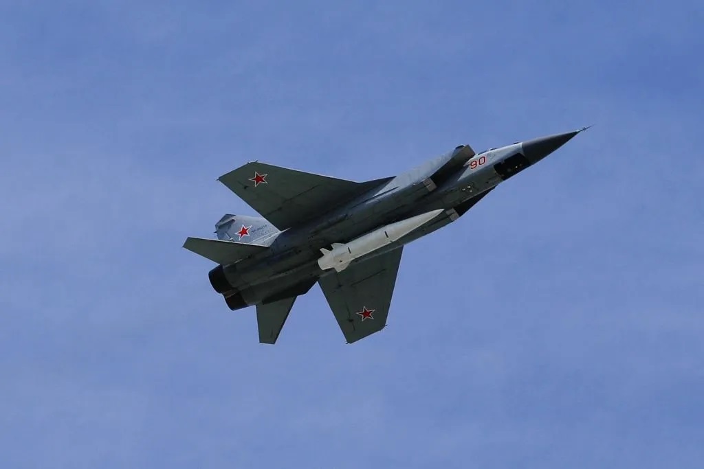 Caças da Rússia invadem espaço aéreo da Estônia: "Audácia sem precedentes"
