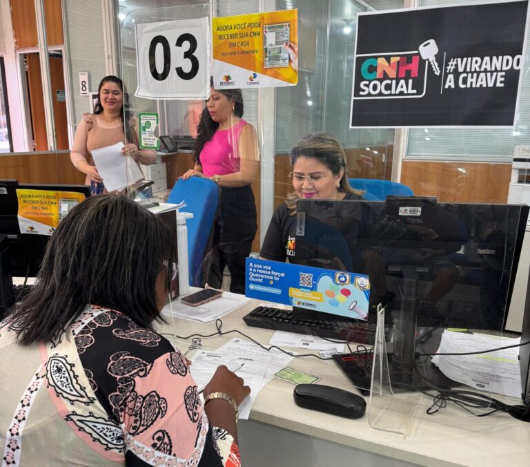 Aprovados nos exames da CNH devem se apresentar no Detran, a partir desta segunda