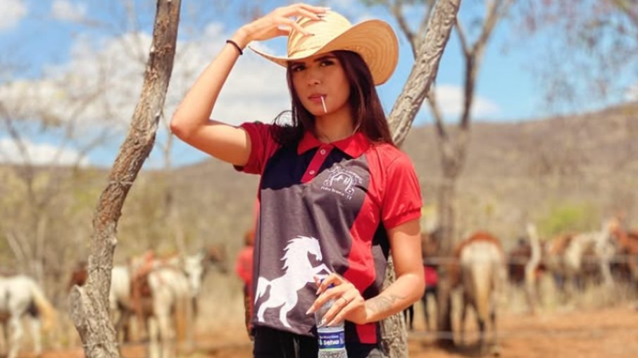 "Rainha da Cavalgada" de 16 anos é achada morta em obra após sair com os amigos