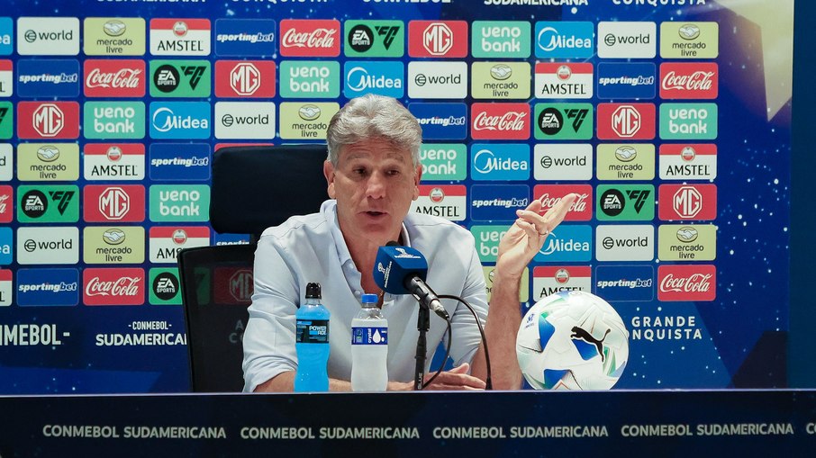 Renato Gaúcho surpreende e pede demissão do Fluminense após queda na sula

