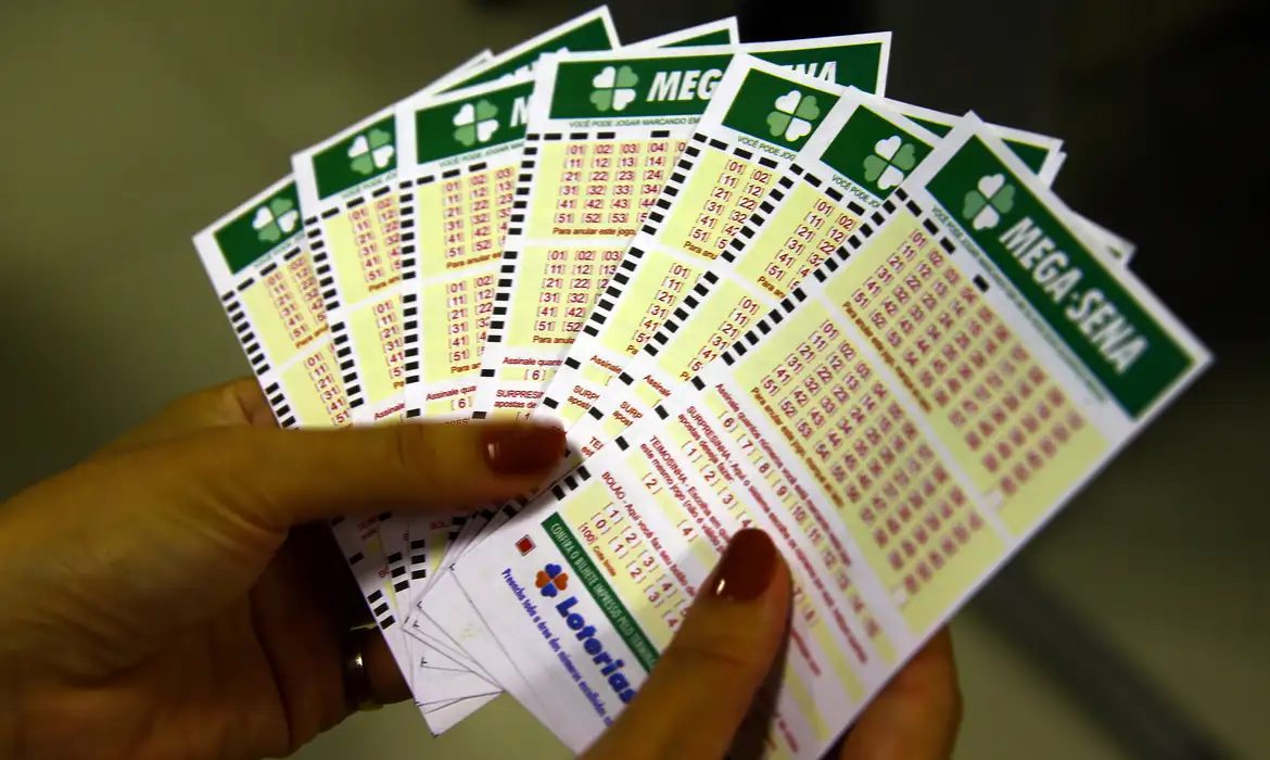 Mega-Sena sorteia nesta quinta-feira prêmio acumulado em R$ 54 milhões
