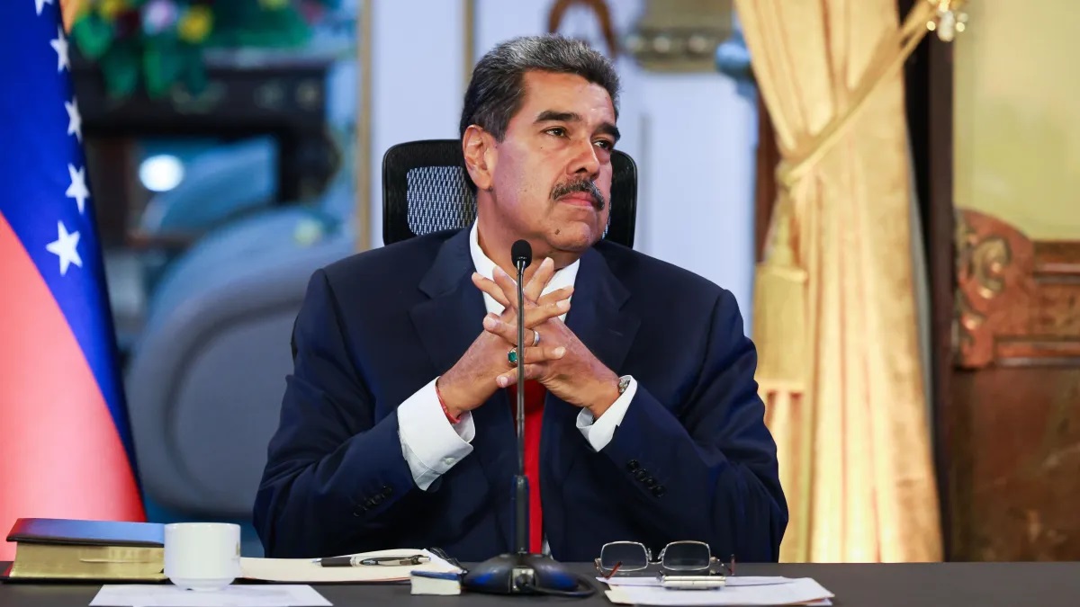 Maduro assina decreto para estado de exceção em caso de agressão dos EUA
