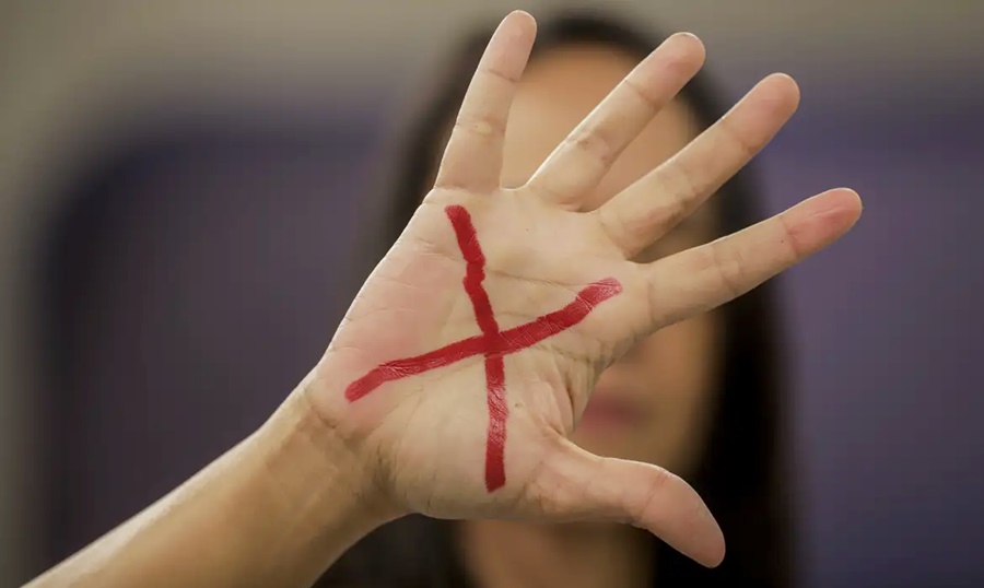 Pensão para órfãos de feminicídio é criada pelo Governo Federal
