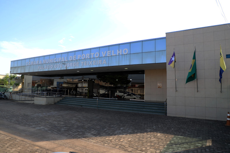 Câmara de Porto Velho abre concurso com 47 vagas e salários de até R$ 8,1 mil