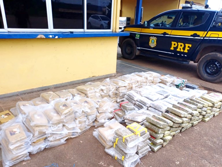 Polícia Rodoviária Federal em Rondônia apreende mais de 360 kg de drogas em Porto Velho