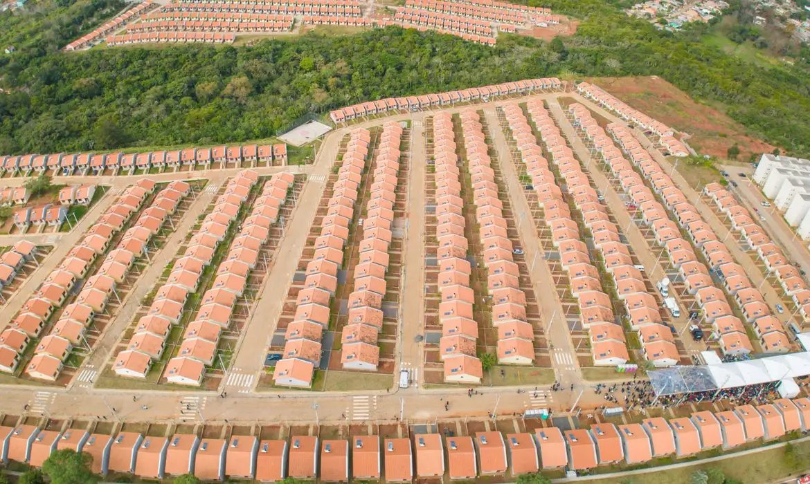 Lula entrega 2.837 moradias do Minha Casa, Minha Vida nesta segunda
