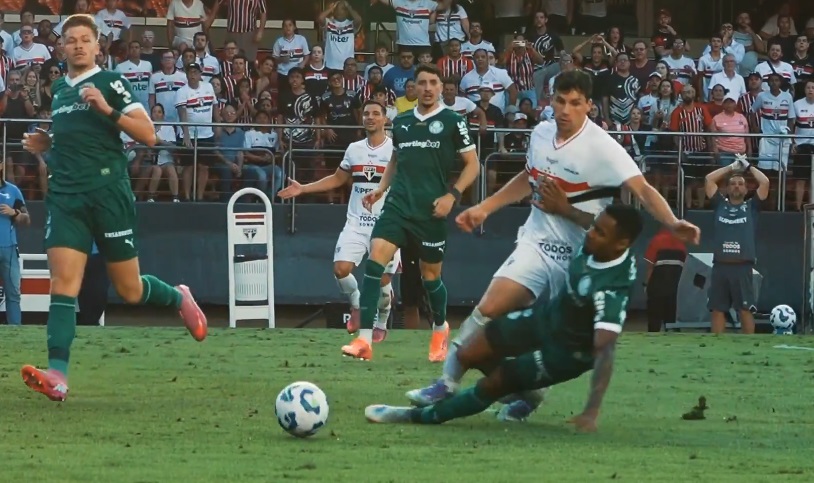 CBF divulga áudios do VAR de lances polêmicos de São Paulo x Palmeiras: "Escandaloso" 
