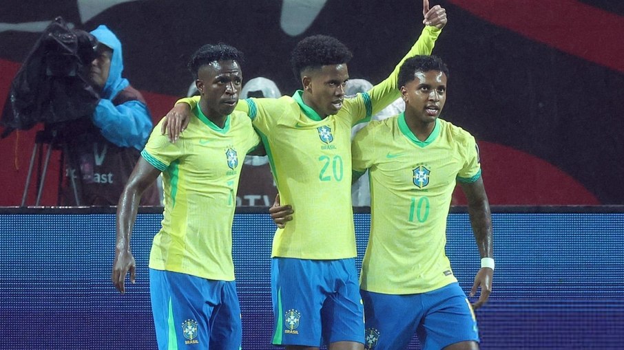 Trio de ataque dá show, e Brasil goleia Coreia do Sul por 5 a 0
