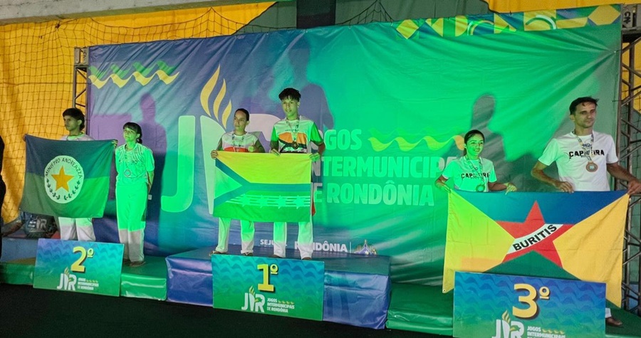 Competições de capoeira reúnem atletas de nove municípios no JIR 2025 em Ji-Paraná