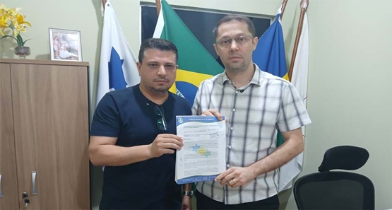 Câmara recebe pedido de cassação contra vereador acusado de ato obsceno