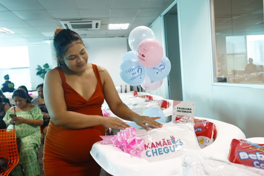 Governo de RO garante mais conforto a recém-nascidos incluindo berço portátil no kit do Mamãe Cheguei