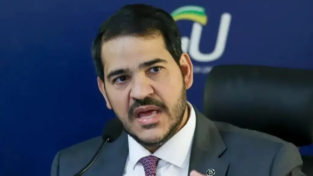 Presidente Lula deve indicar Messias ao STF e nomear Boulos ministro até terça-feira, 21
