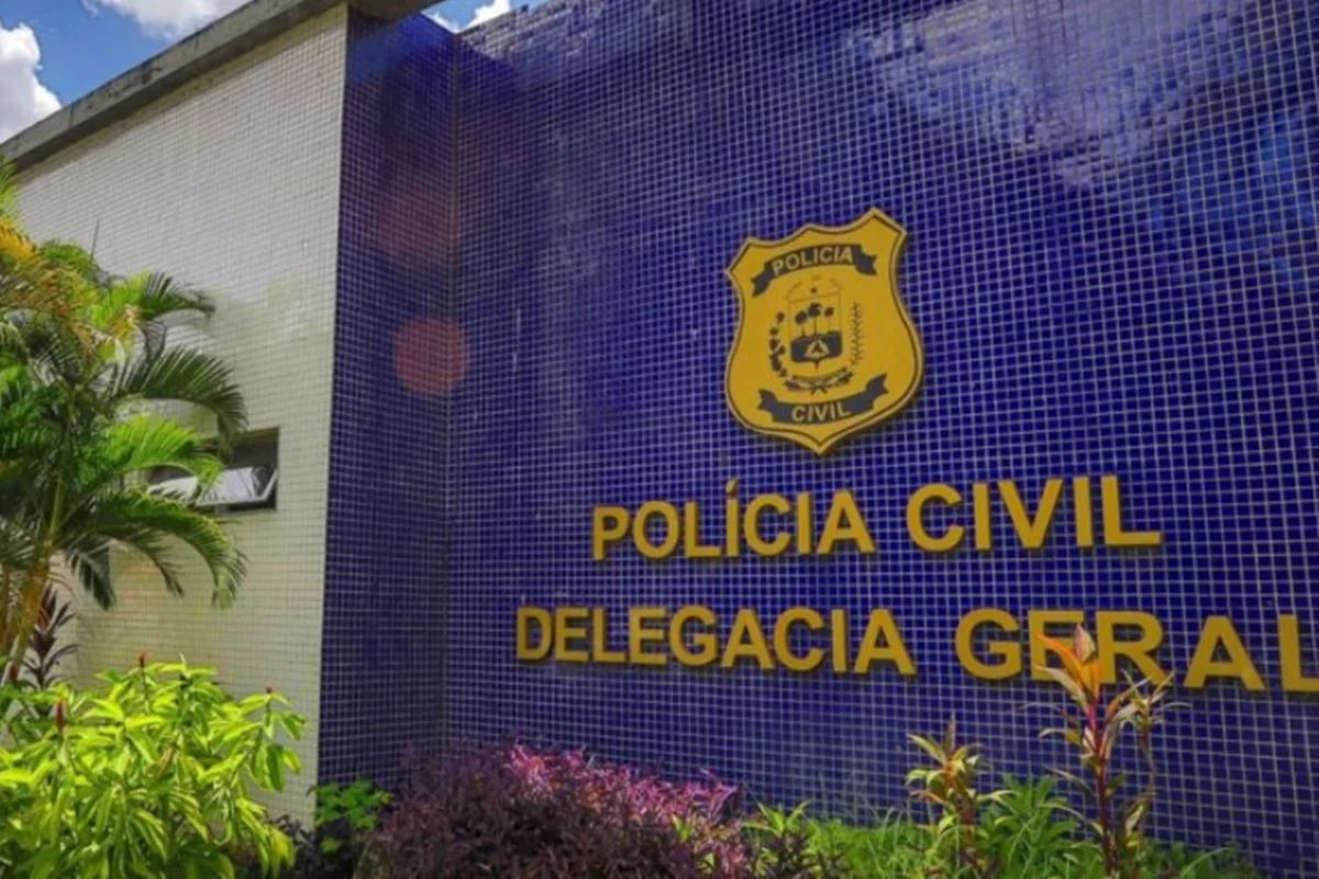 Advogados e ex-assessora do governo são presos por coagirem juízes
