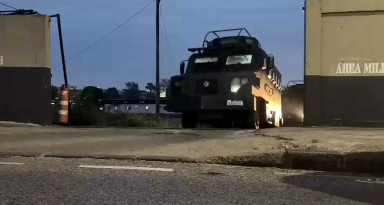 Megaoperação nos complexos do Alemão e da Penha prende traficantes do CV