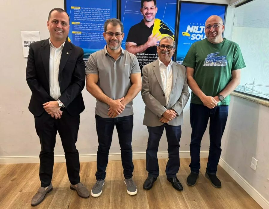  Nilton Souza concede título a Heitor Costa por quase 40 anos dirigindo a FFER