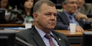 Mosquini vota “não” a projeto que favorece crédito na agricultura familiar