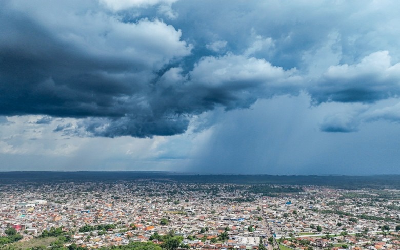 Prefeitura de Porto Velho orienta a população sobre os perigos de chuvas intensas e ventos fortes