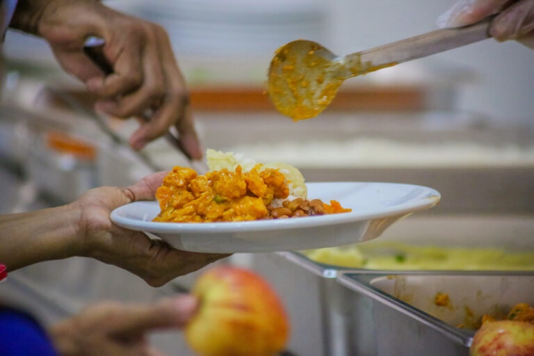 Sesau alerta sobre riscos no uso de remédios para emagrecer sem orientação médica