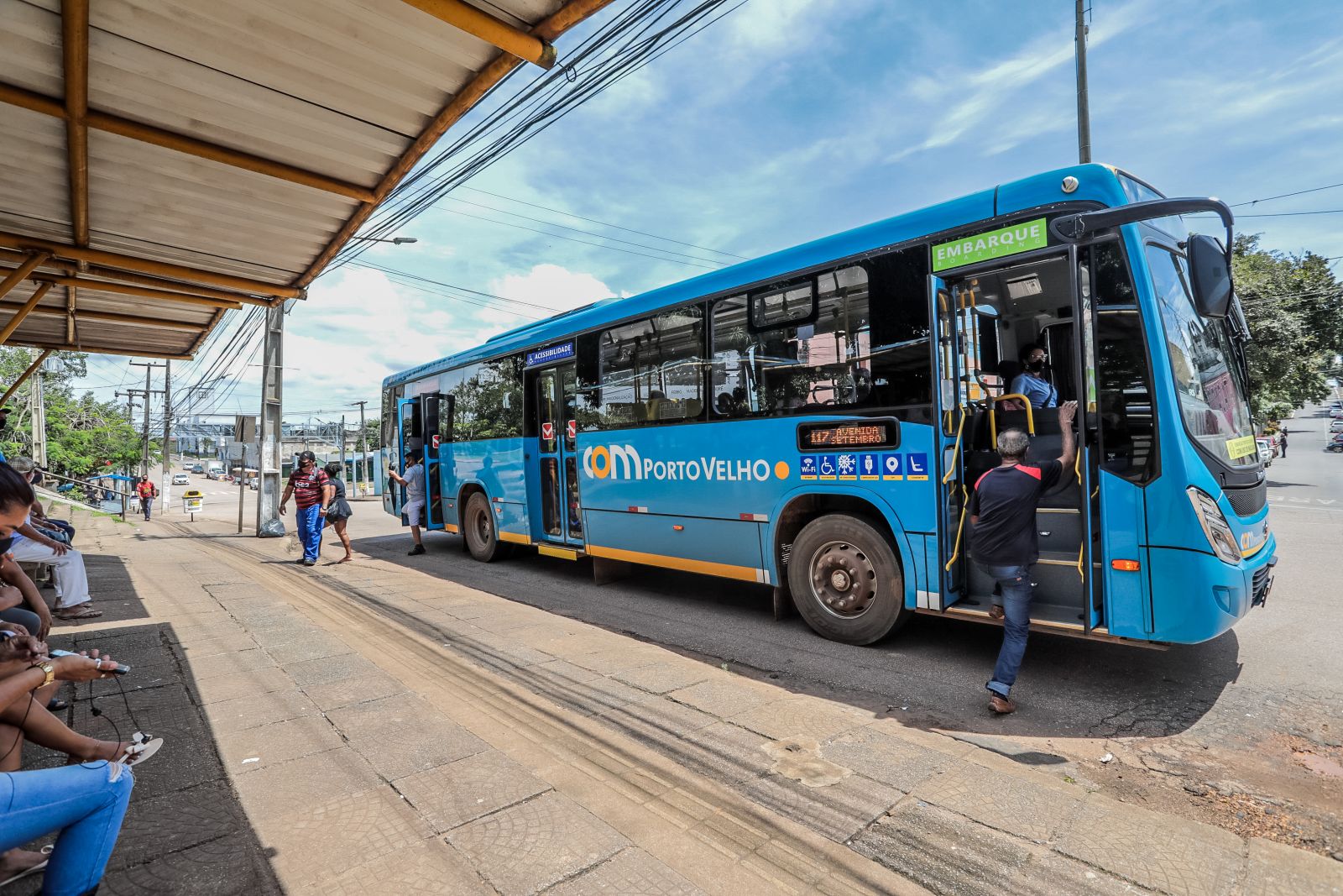 Prefeitura garante transporte coletivo gratuito durante o Enem 2025
